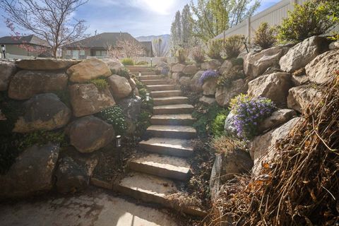 Tiny photo for 1997 W CRESCENT DR, Mapleton, UT 84664 (MLS # 2147849)