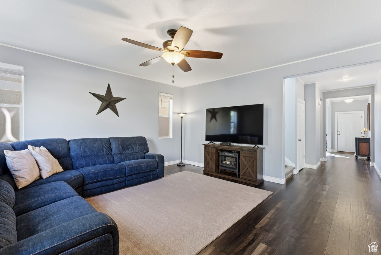 MAPLE HOLLOW -SUNCREST - Residential