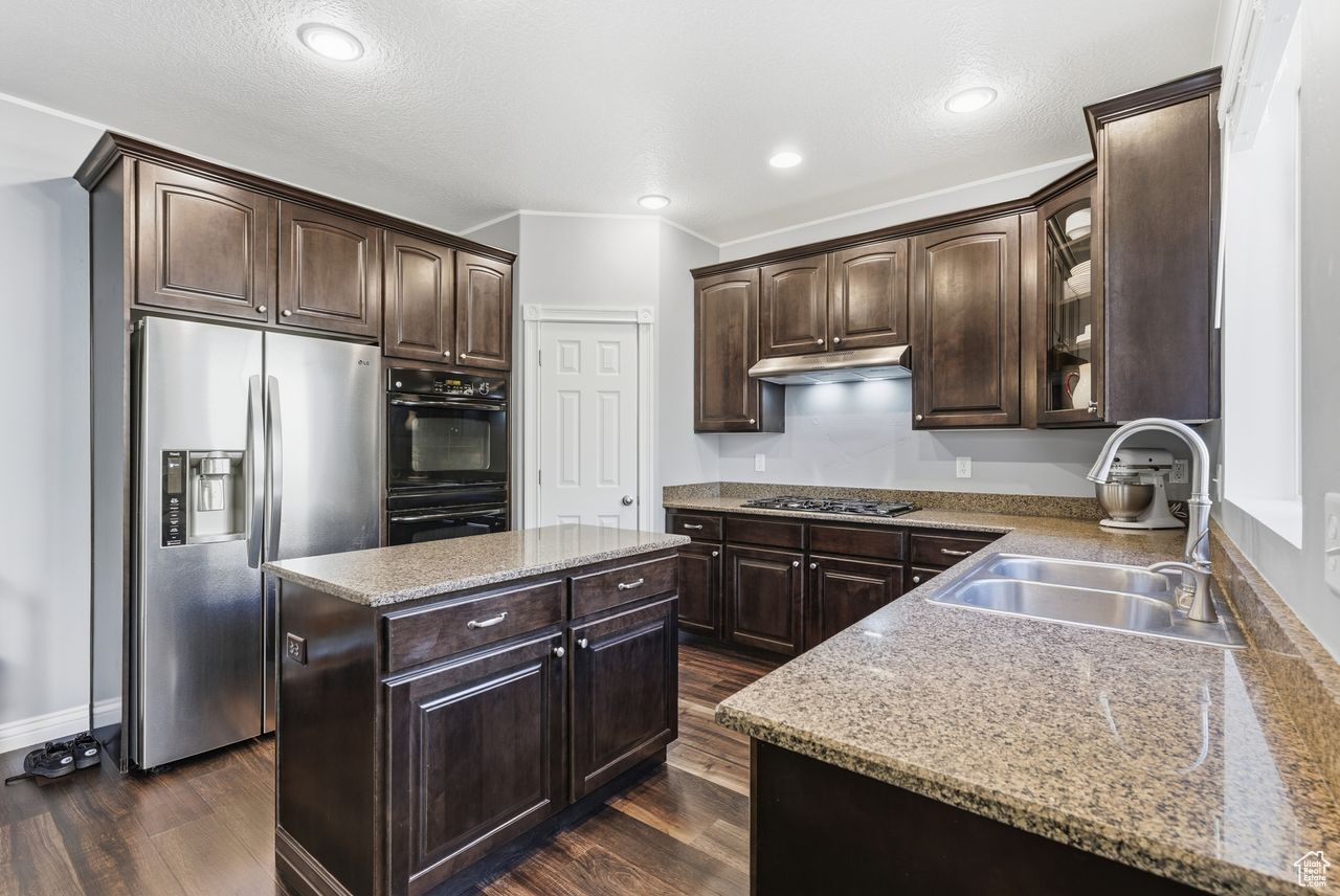 MAPLE HOLLOW -SUNCREST - Residential