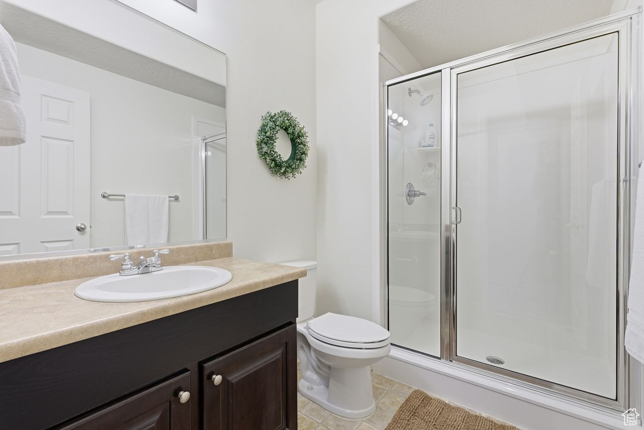 MAPLE HOLLOW -SUNCREST - Residential