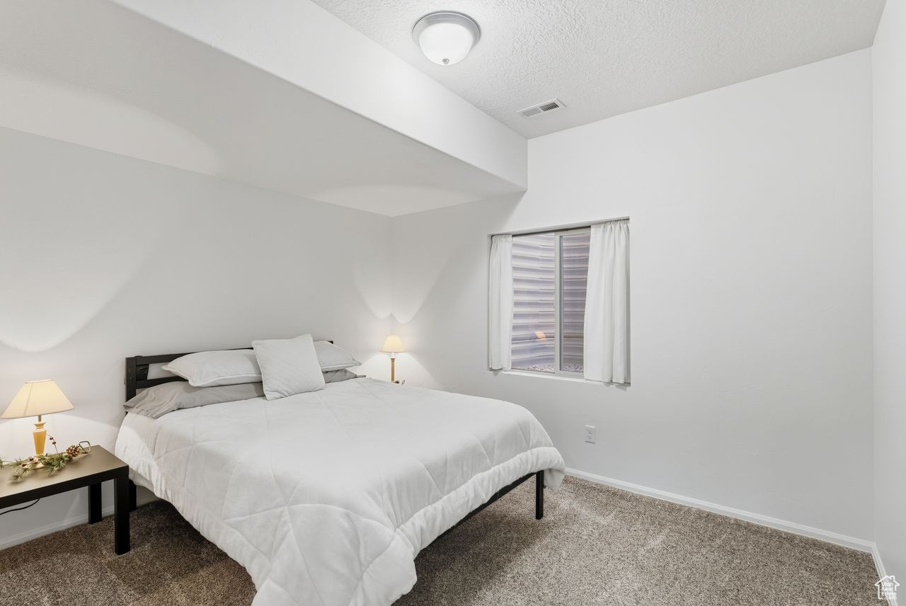 MAPLE HOLLOW -SUNCREST - Residential