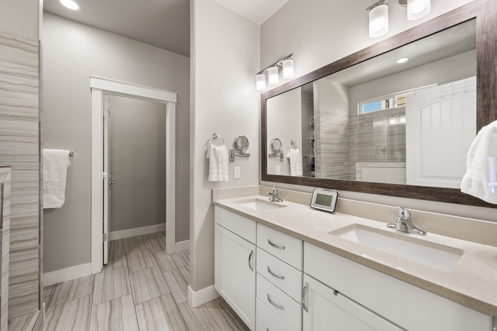 VILLAS @ BELLA VIDA - Residential