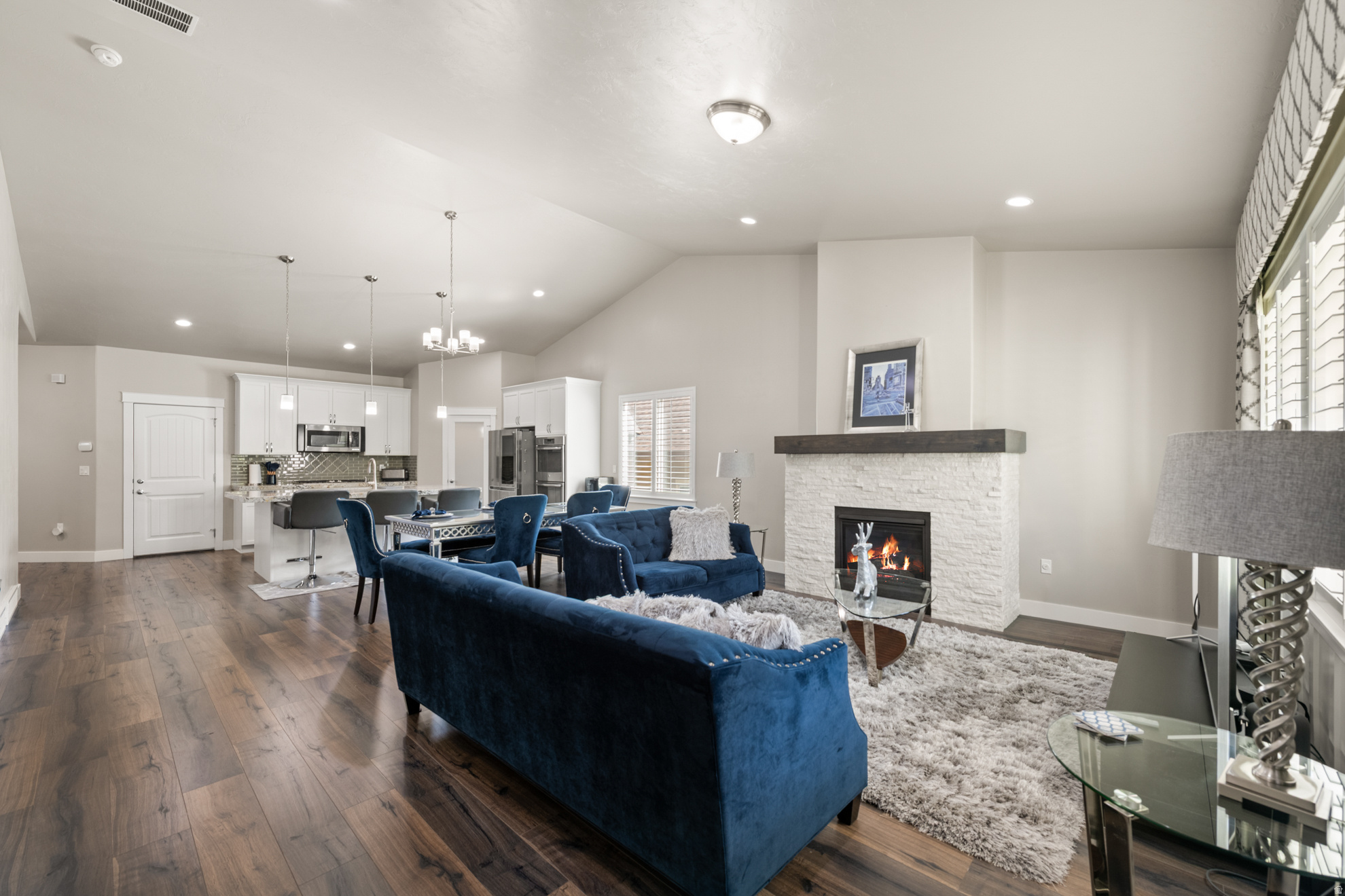 VILLAS @ BELLA VIDA - Residential