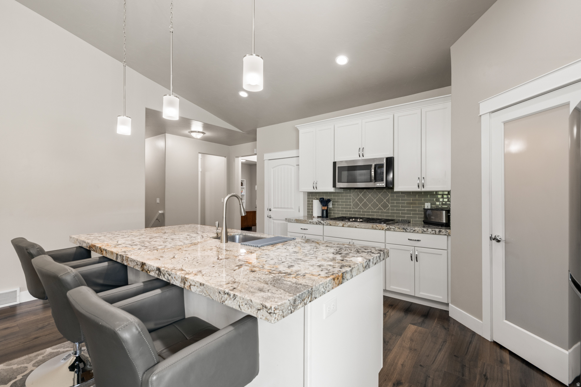 VILLAS @ BELLA VIDA - Residential