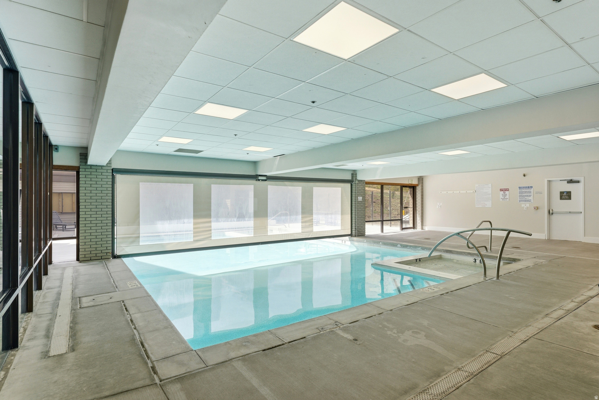 RESORT CENTER - Residential