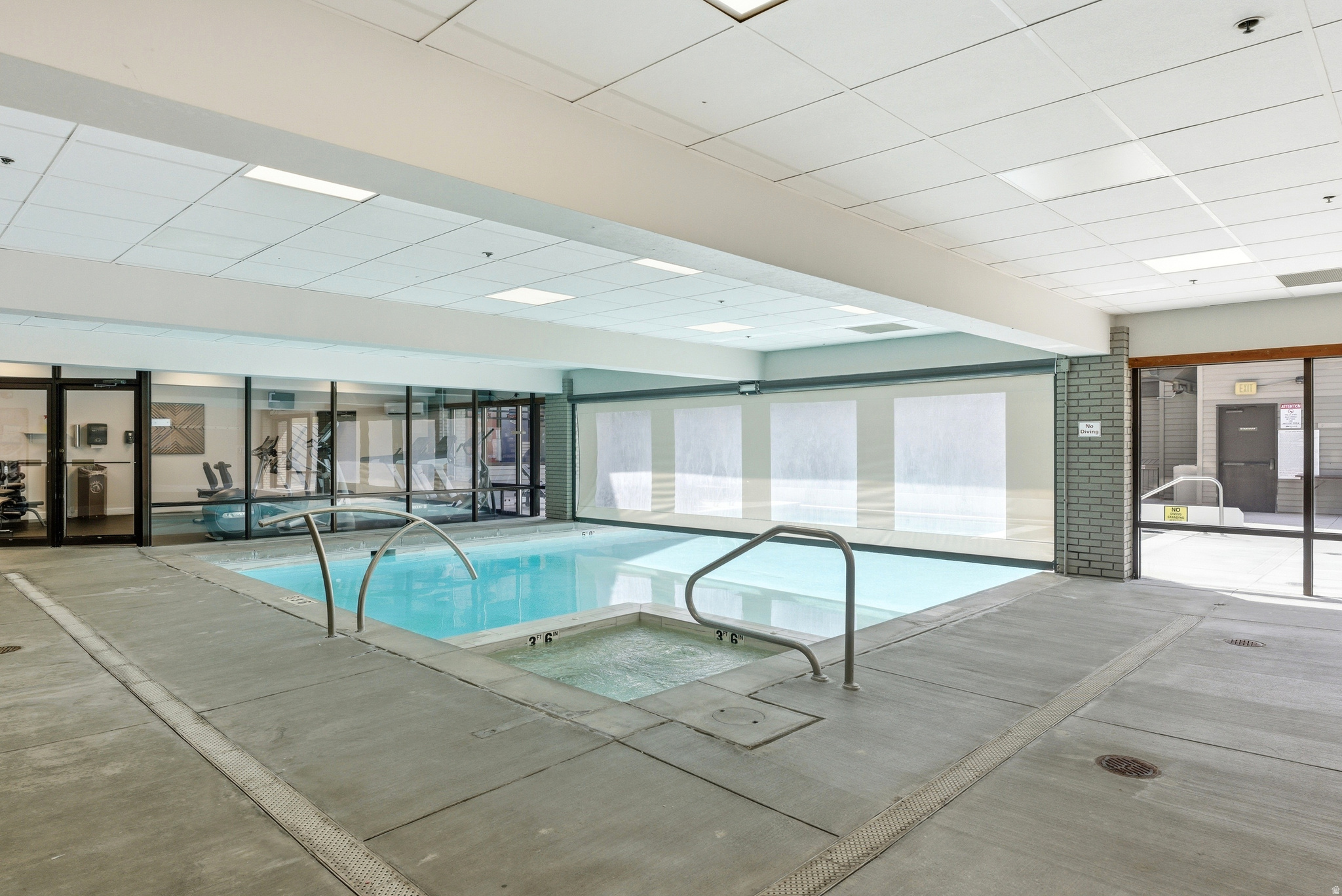 RESORT CENTER - Residential