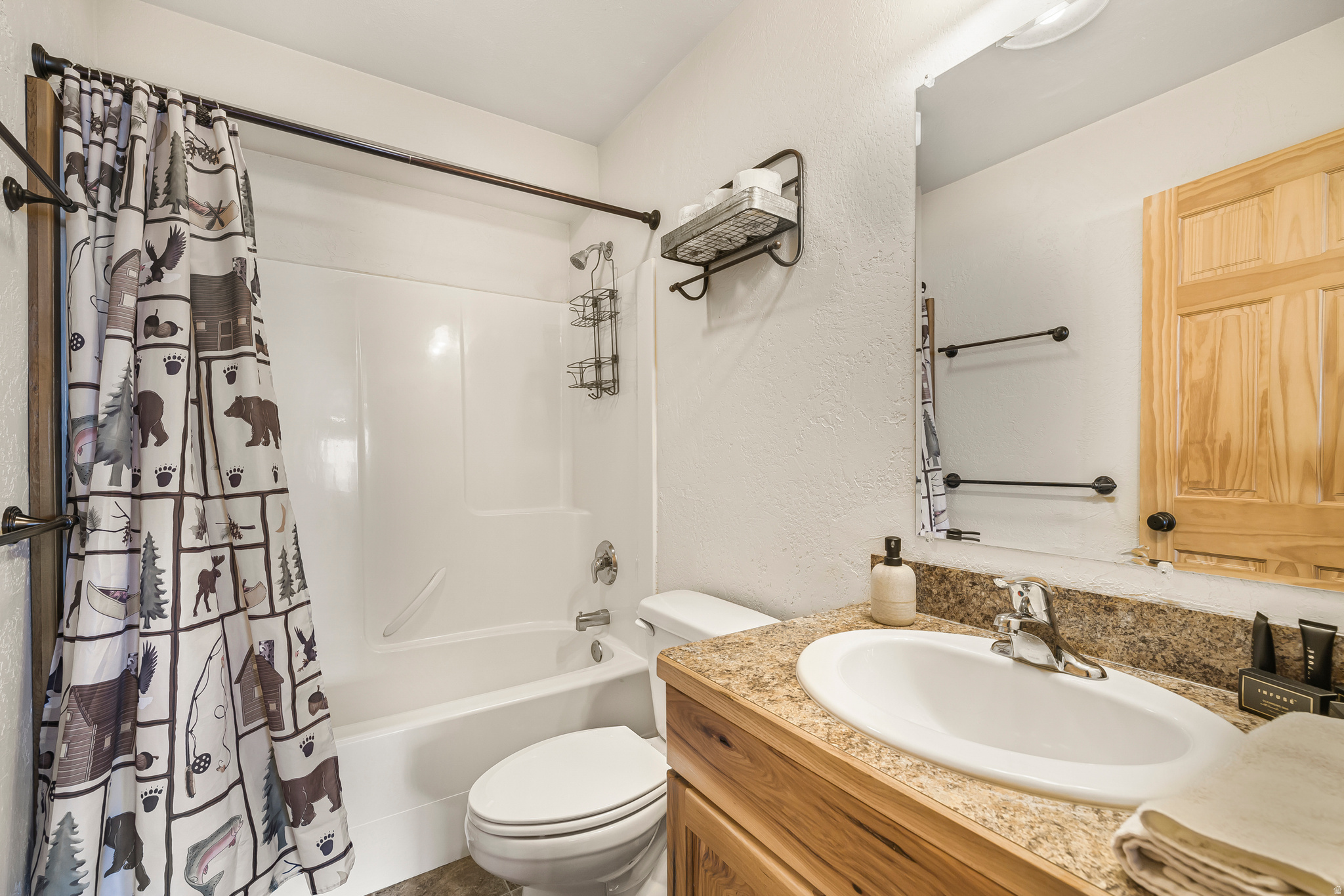 CENTENNIAL SHORES - Residential