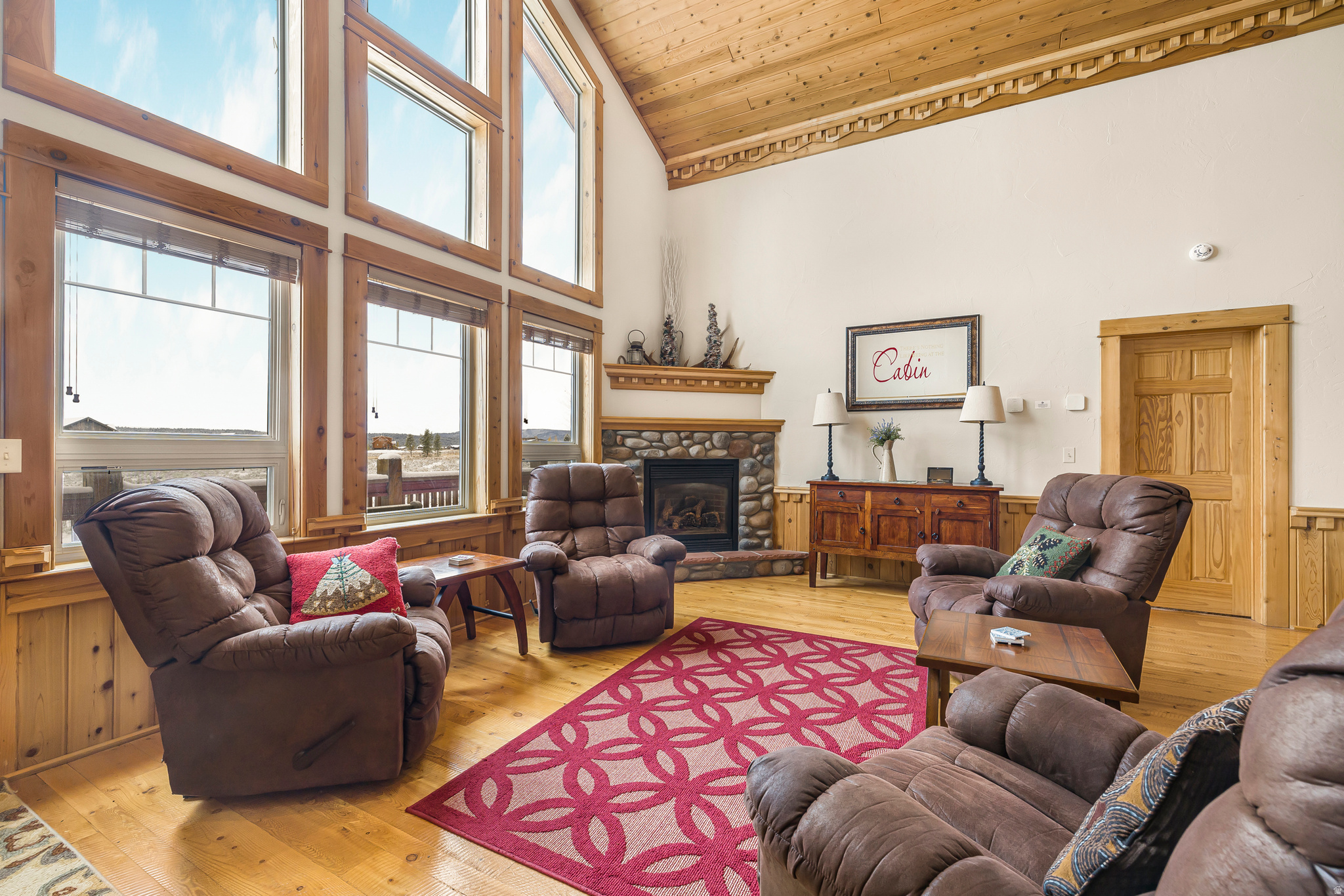 CENTENNIAL SHORES - Residential