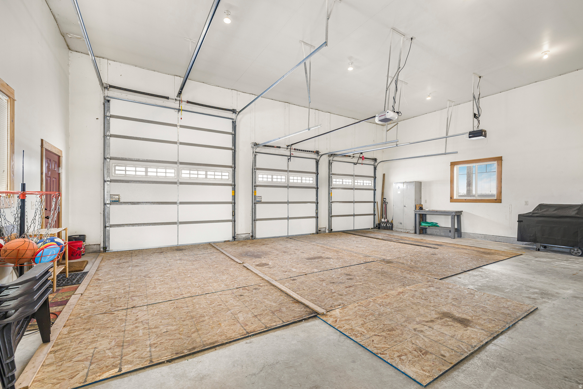 CENTENNIAL SHORES - Residential