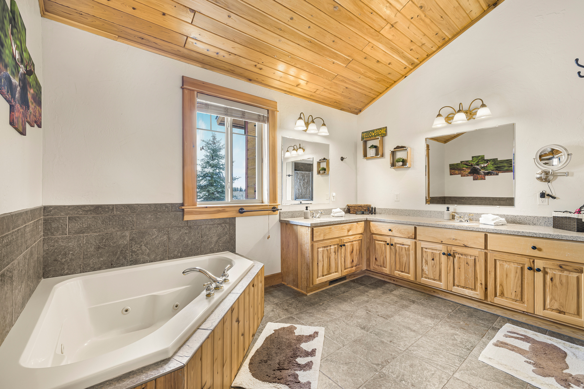 CENTENNIAL SHORES - Residential