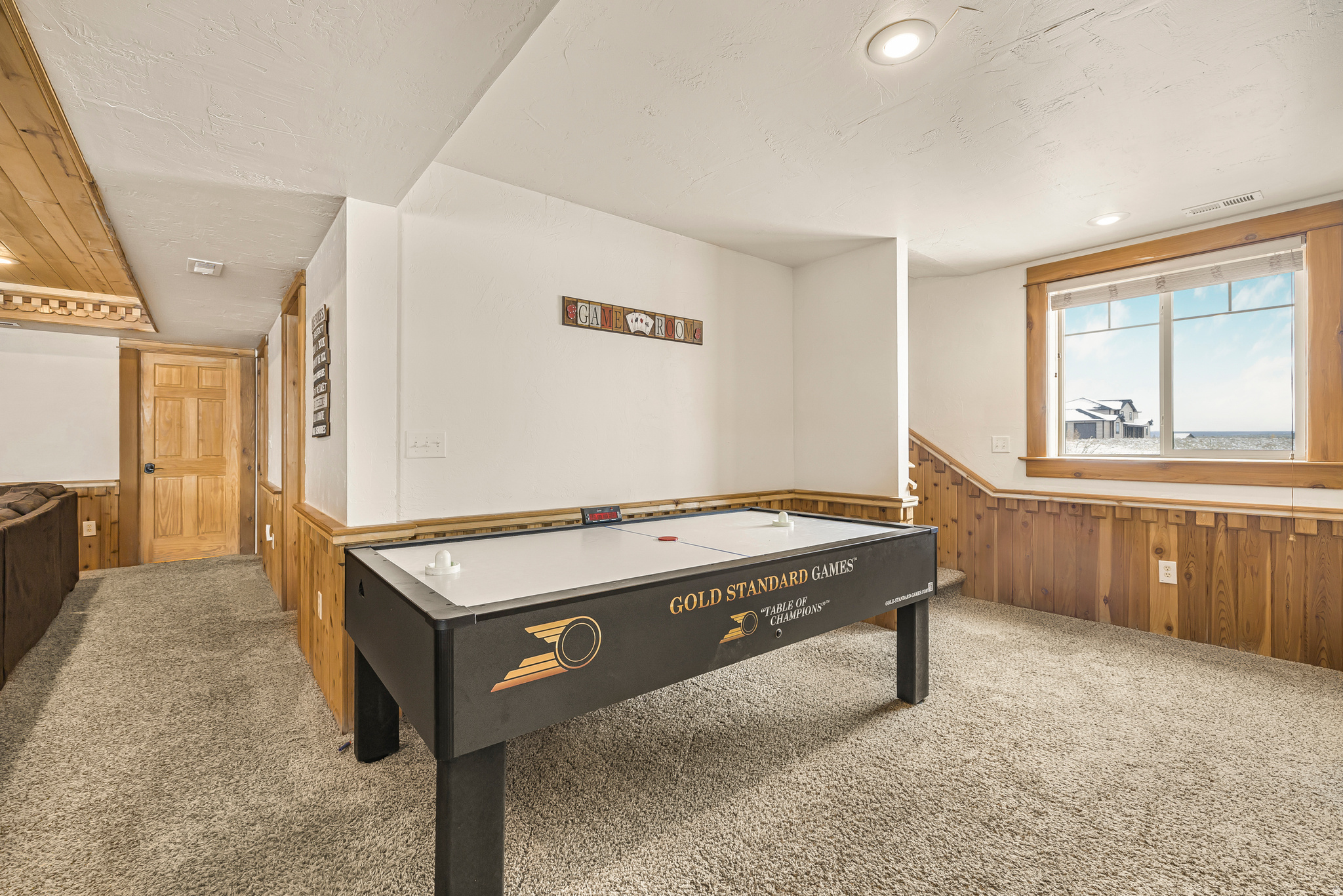 CENTENNIAL SHORES - Residential