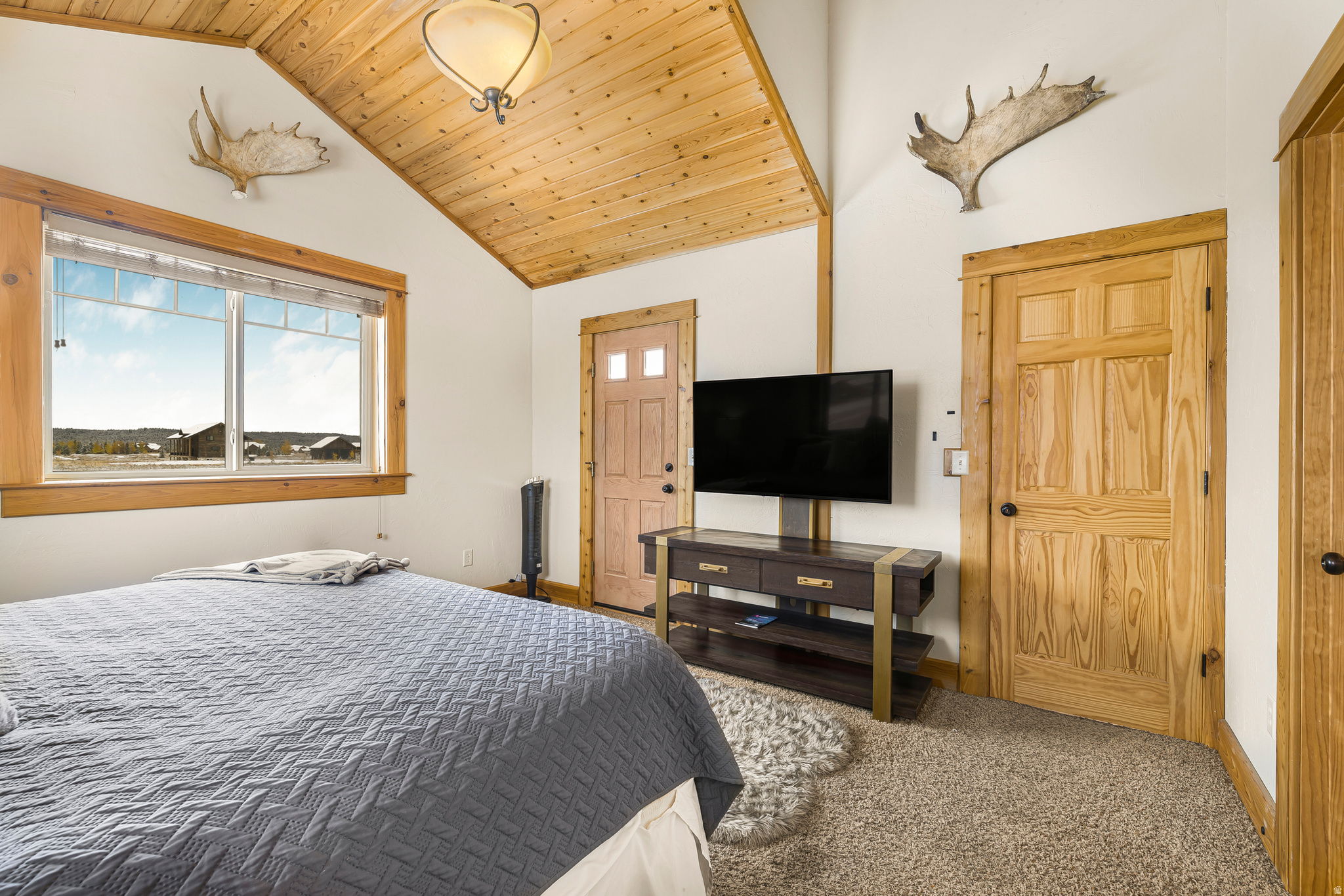 CENTENNIAL SHORES - Residential