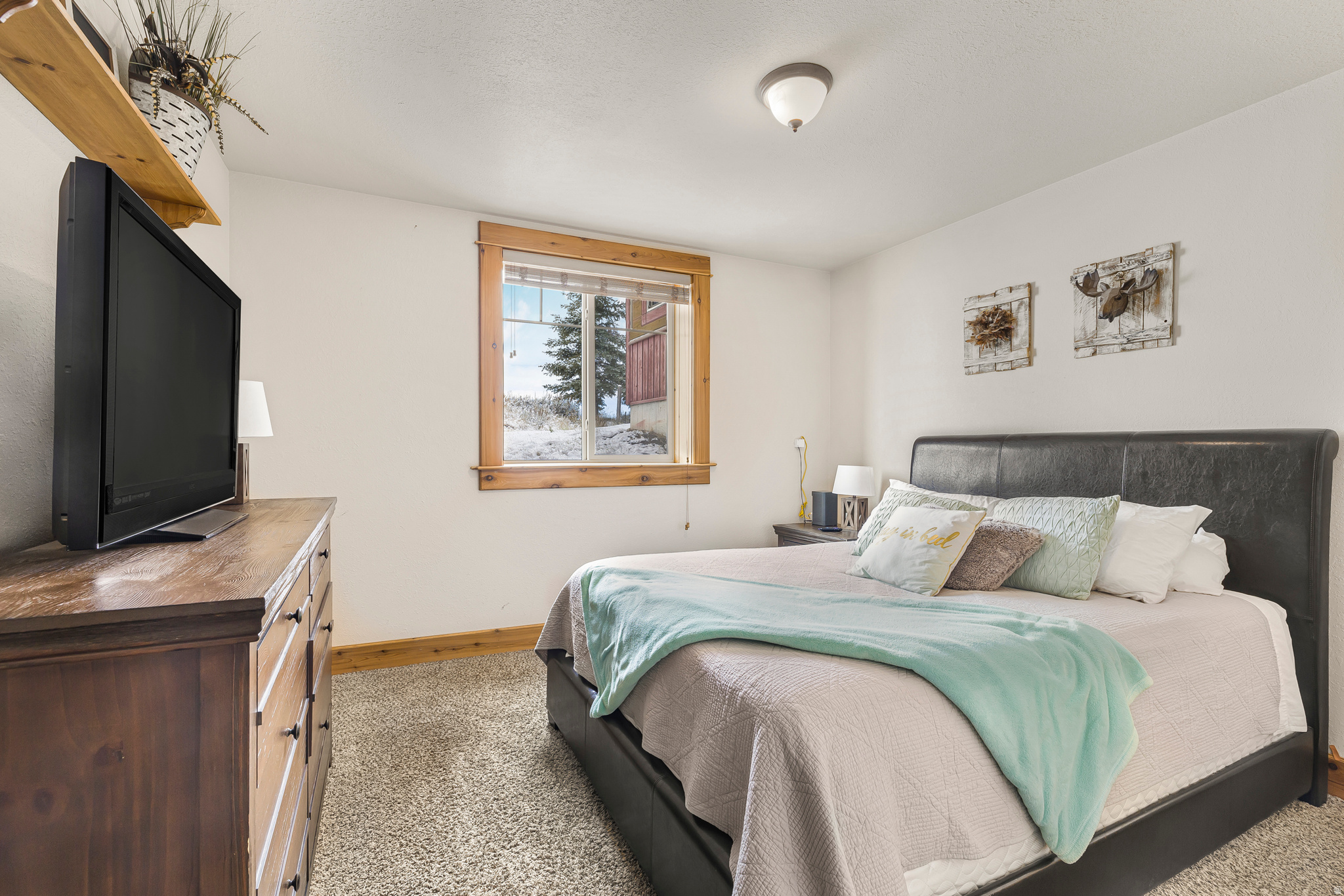 CENTENNIAL SHORES - Residential