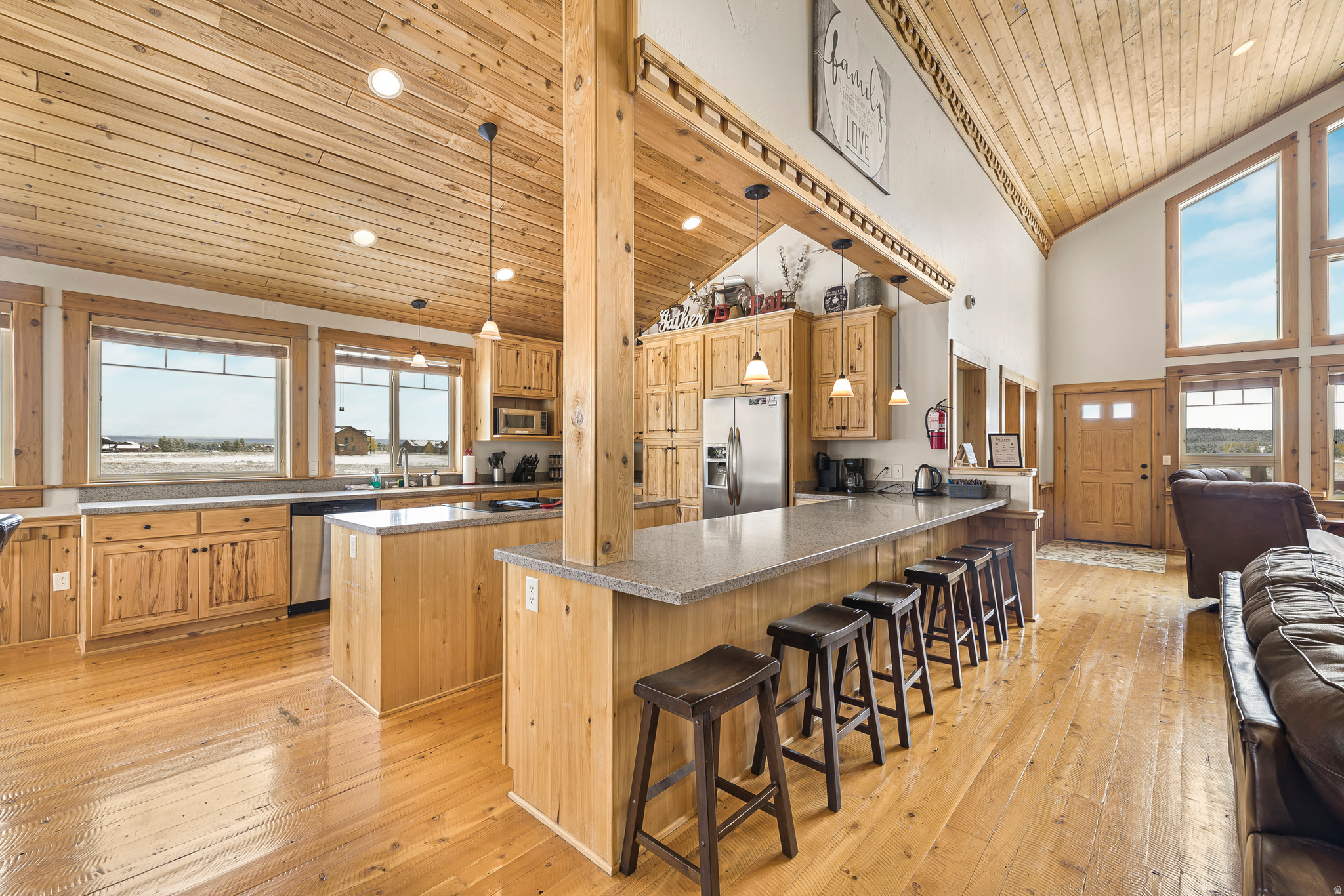 CENTENNIAL SHORES - Residential