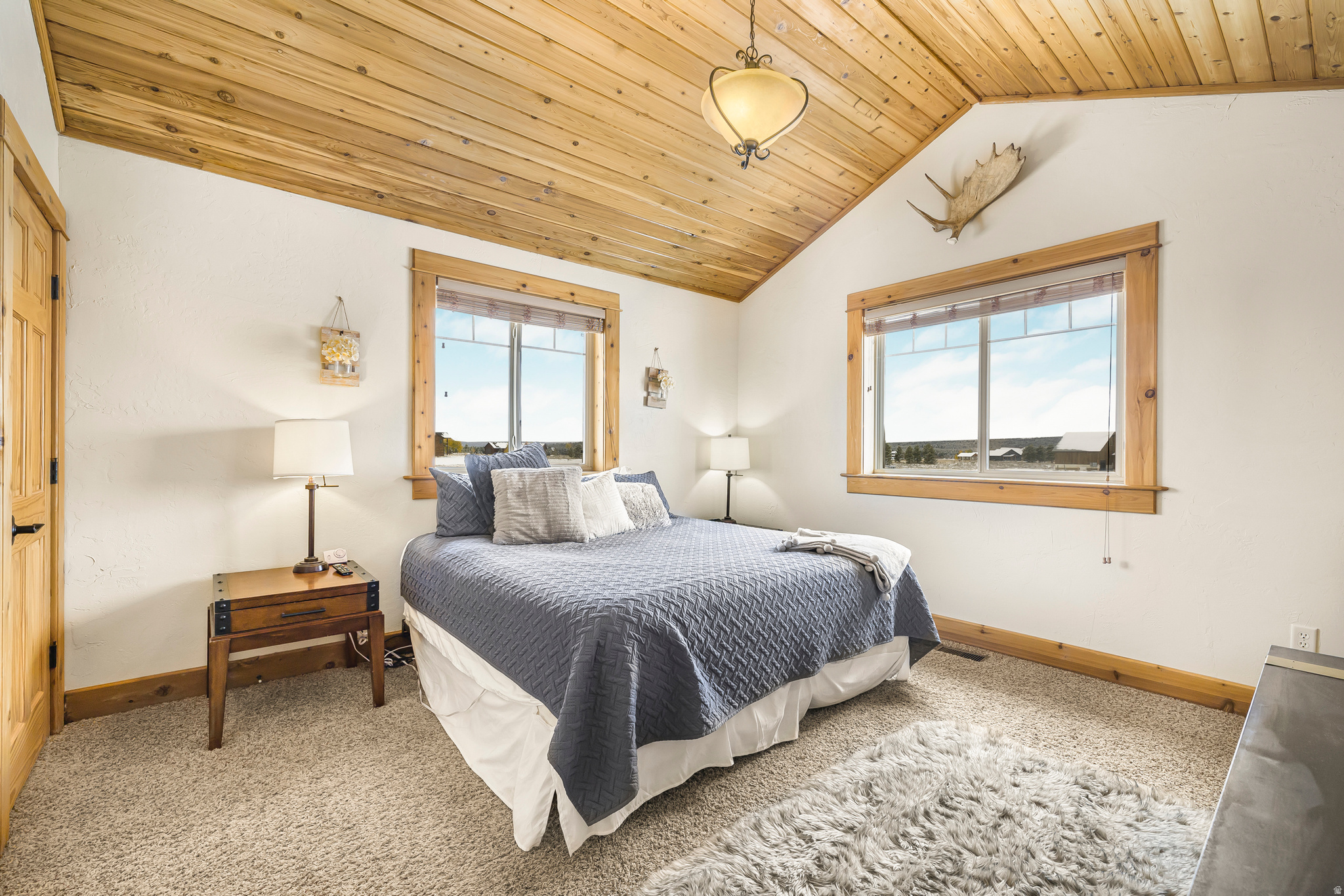 CENTENNIAL SHORES - Residential