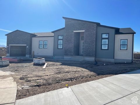 Photo of 5973 W HAL ROW #112, West Jordan, UT 84081 (MLS # 2115055)