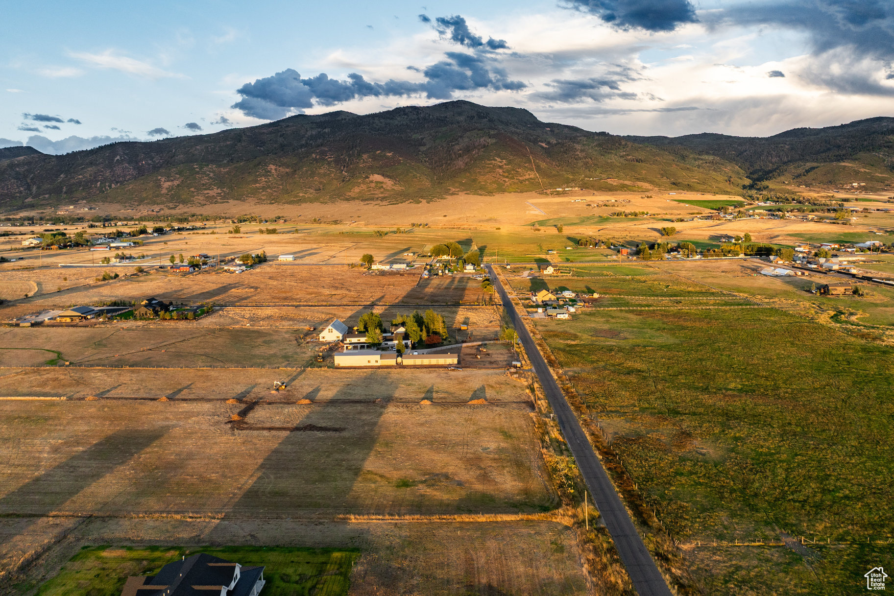 D-BAR SUBDIVISION - Land