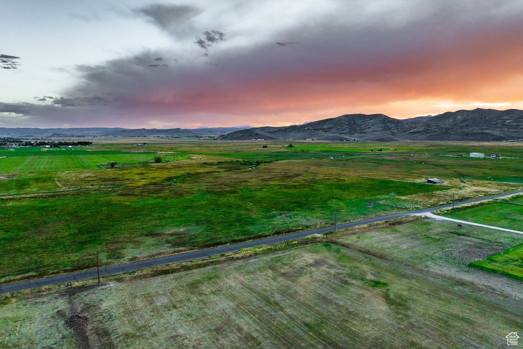D-BAR SUBDIVISION - Land