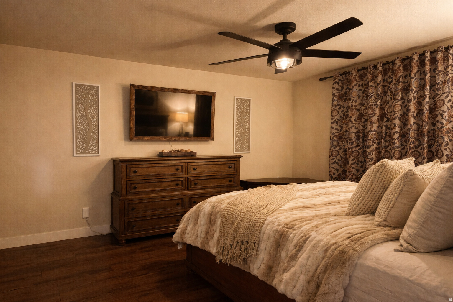 PENNEY AVENUE - Residential