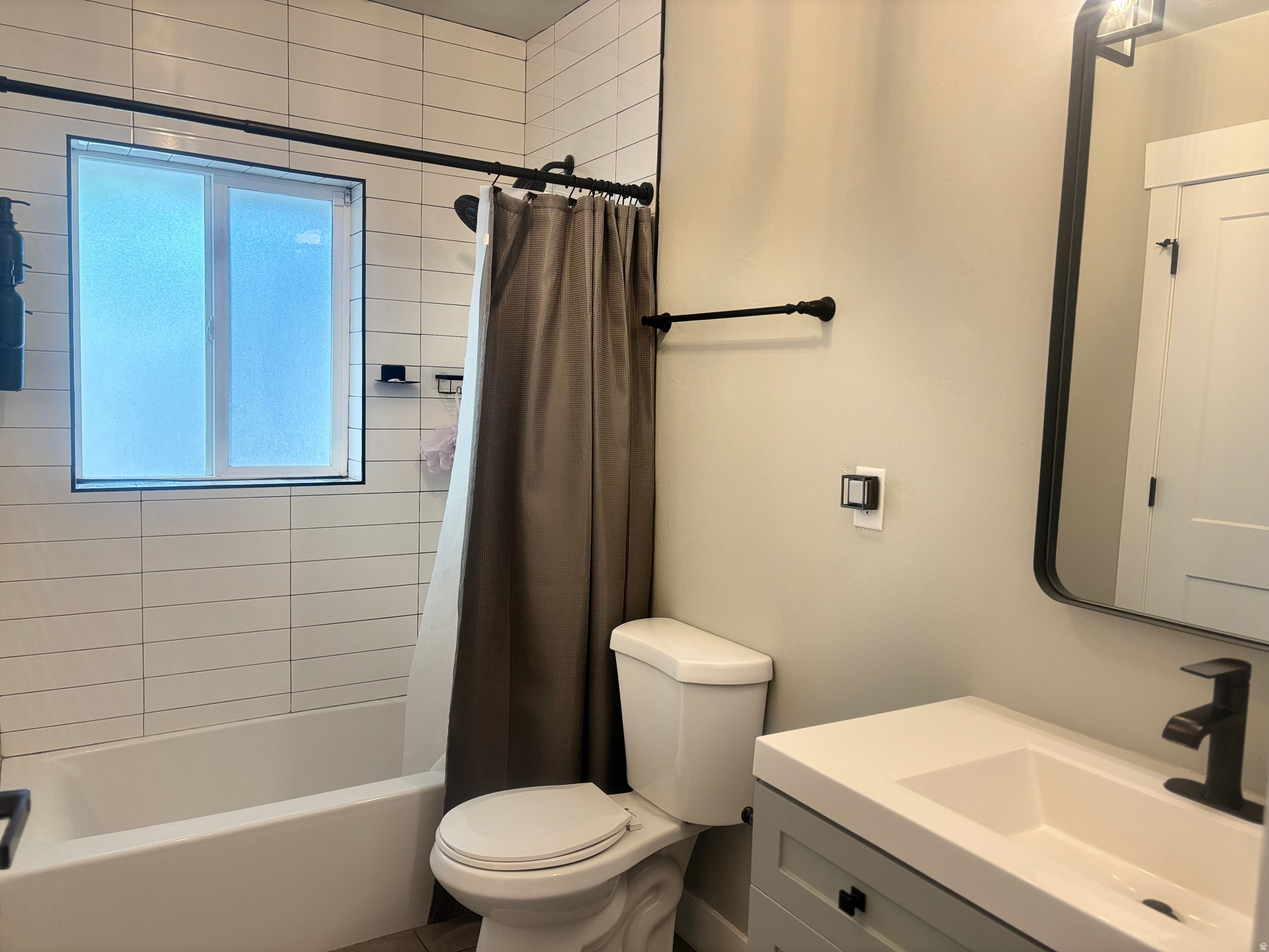 PENNEY AVENUE - Residential