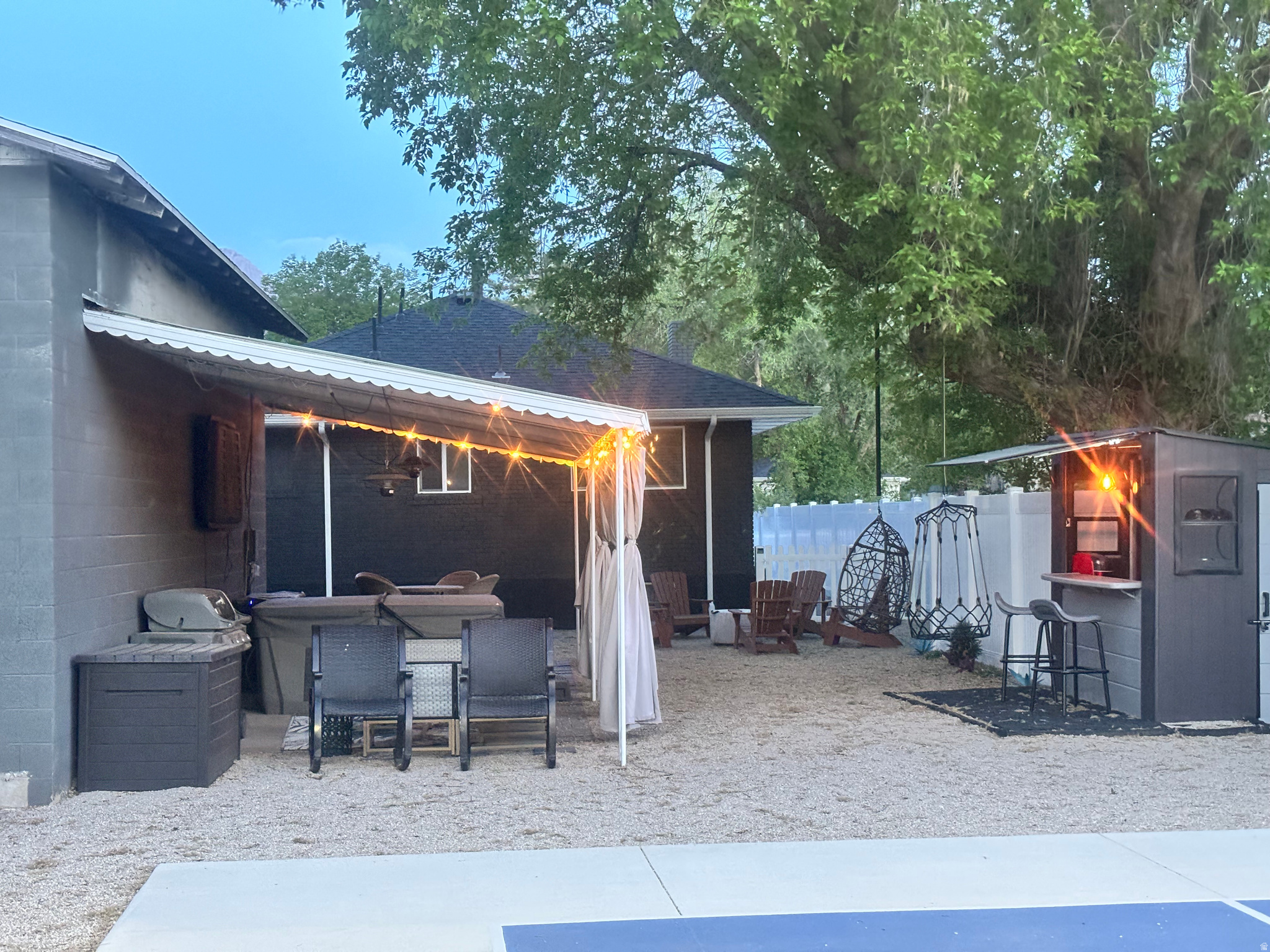 PENNEY AVENUE - Residential