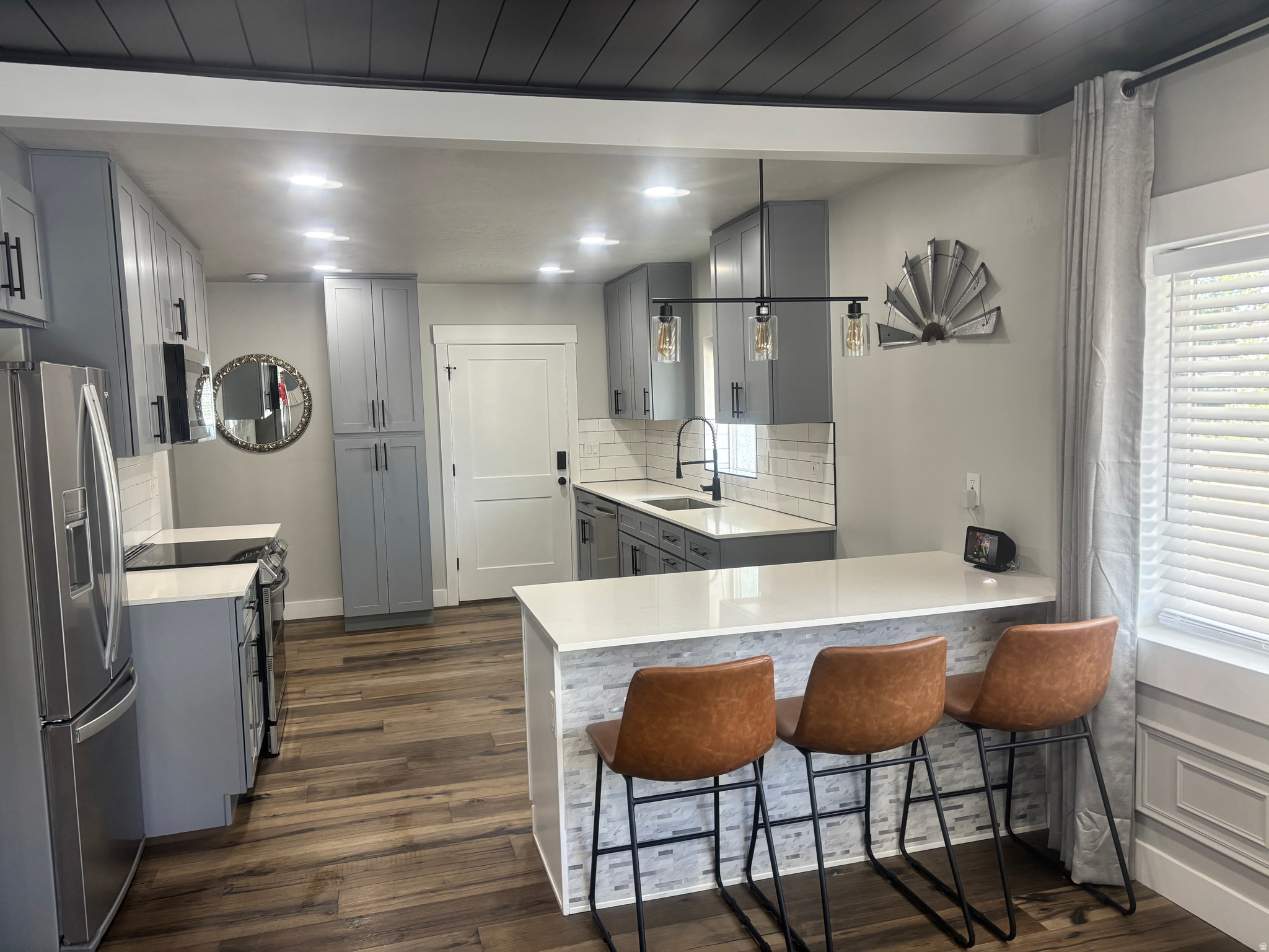 PENNEY AVENUE - Residential