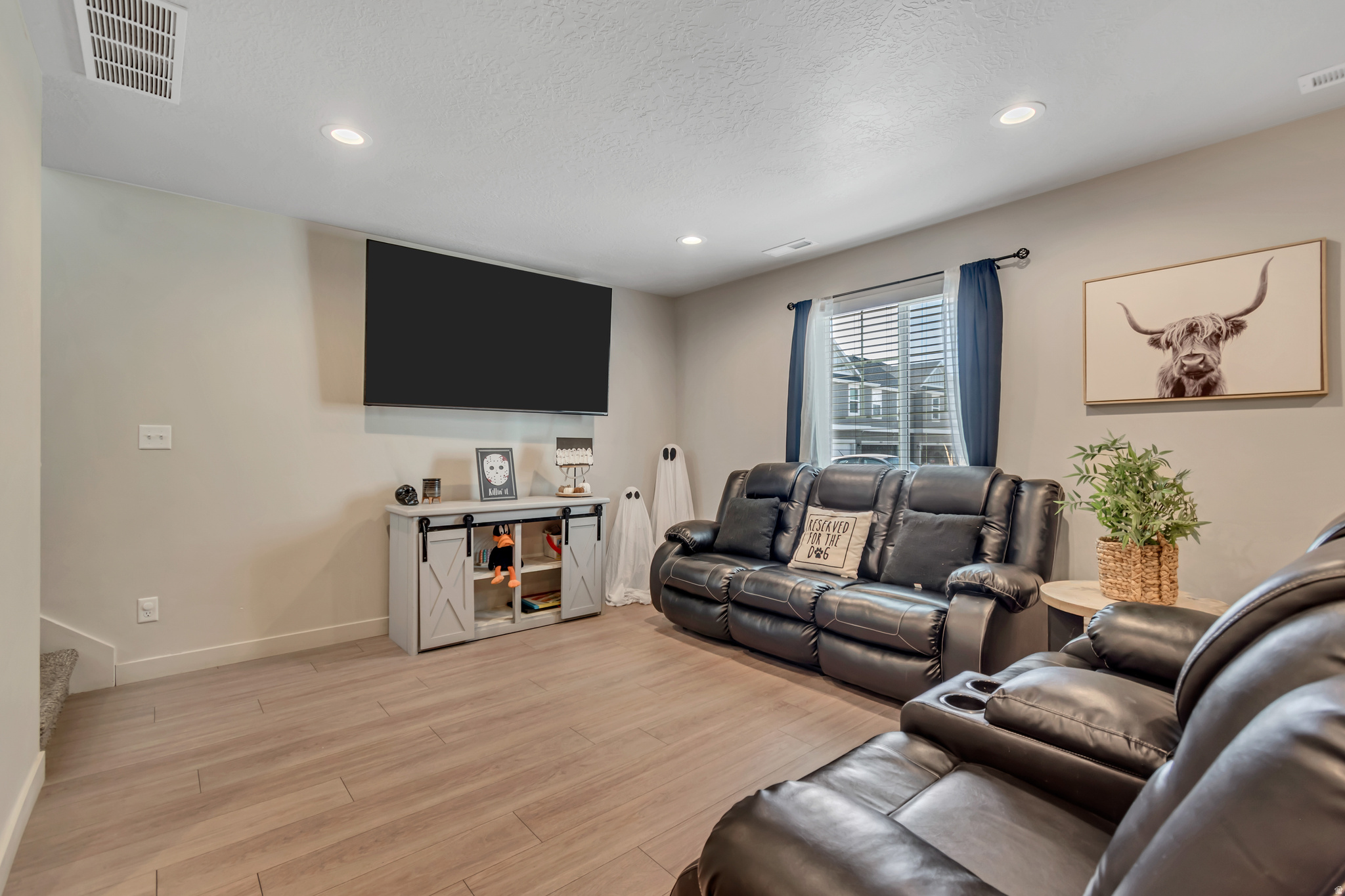 VILLAGES AT ARROWHEAD PARK - Residential