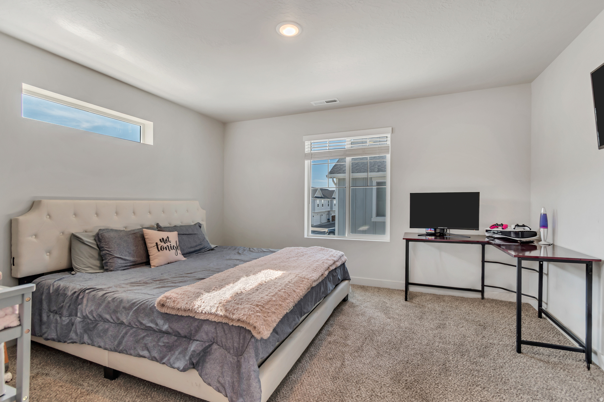 VILLAGES AT ARROWHEAD PARK - Residential