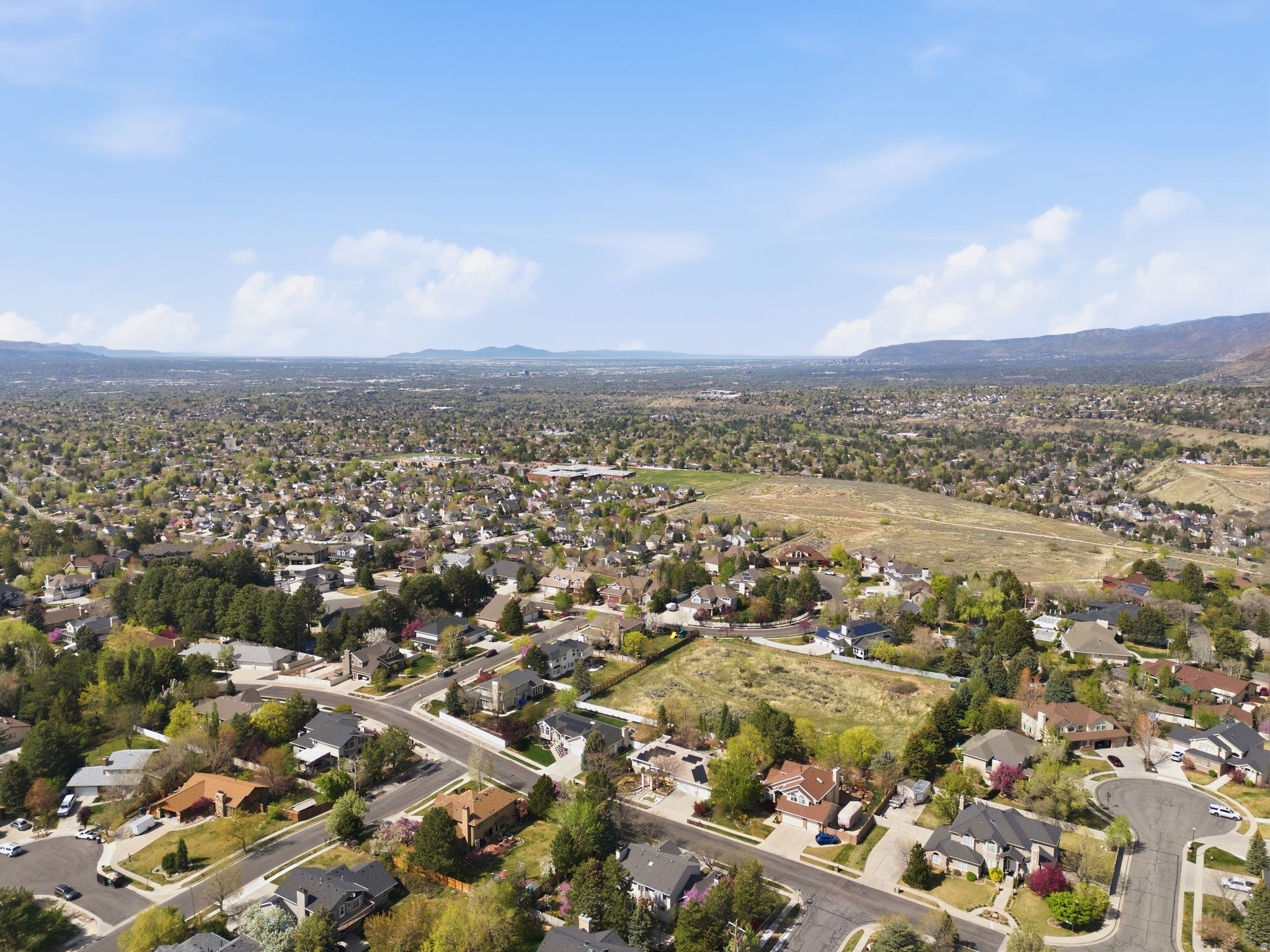 SUNSET RIDGE - Residential