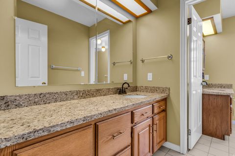 Tiny photo for 517 E HOLSTEIN WAY S, Murray, UT 84107 (MLS # 2134582)