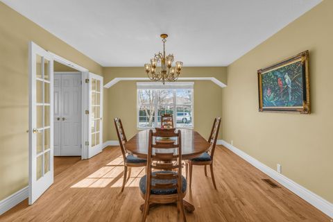 Tiny photo for 517 E HOLSTEIN WAY S, Murray, UT 84107 (MLS # 2134582)