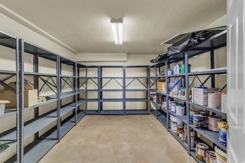 Tiny photo for 517 E HOLSTEIN WAY S, Murray, UT 84107 (MLS # 2134582)