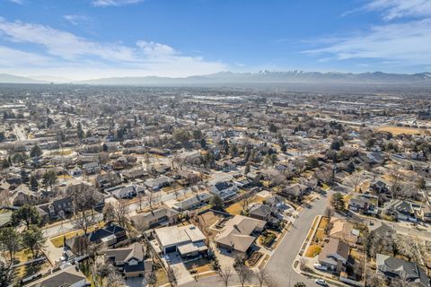 Tiny photo for 517 E HOLSTEIN WAY S, Murray, UT 84107 (MLS # 2134582)