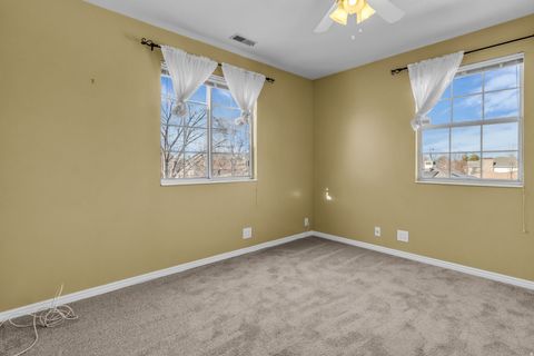 Tiny photo for 517 E HOLSTEIN WAY S, Murray, UT 84107 (MLS # 2134582)