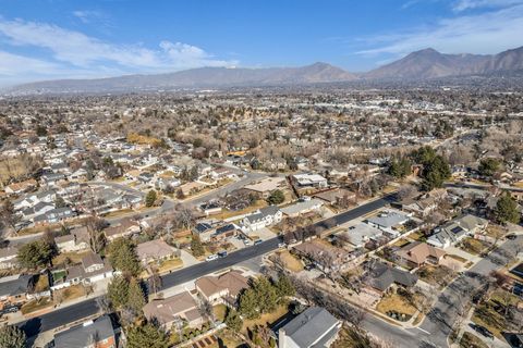 Tiny photo for 517 E HOLSTEIN WAY S, Murray, UT 84107 (MLS # 2134582)