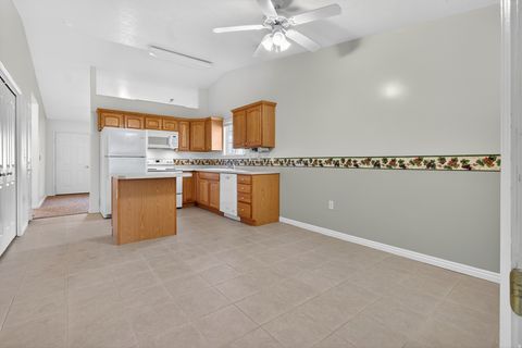 Tiny photo for 1506 W 3255 S #4D, West Valley City, UT 84119 (MLS # 2125870)