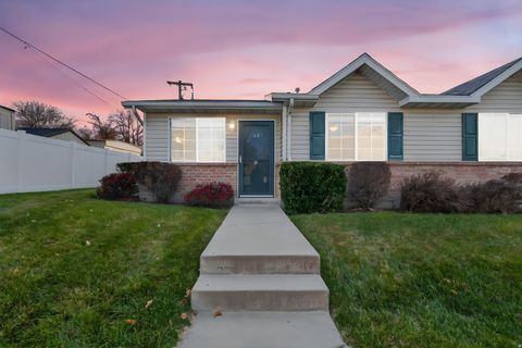 Tiny photo for 1506 W 3255 S #4D, West Valley City, UT 84119 (MLS # 2125870)