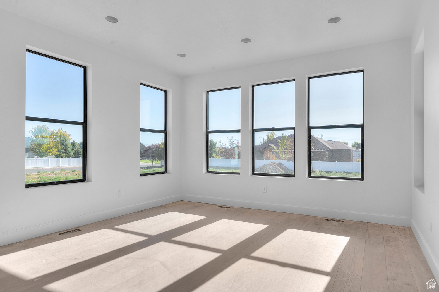 PINTAIL ESTATES 9 - Residential