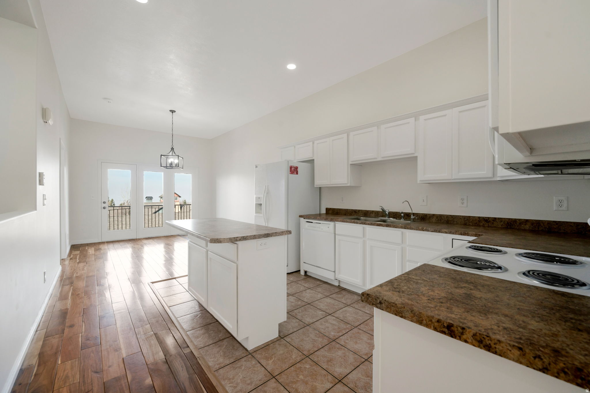 SOUTH MOUNTAIN - Residential