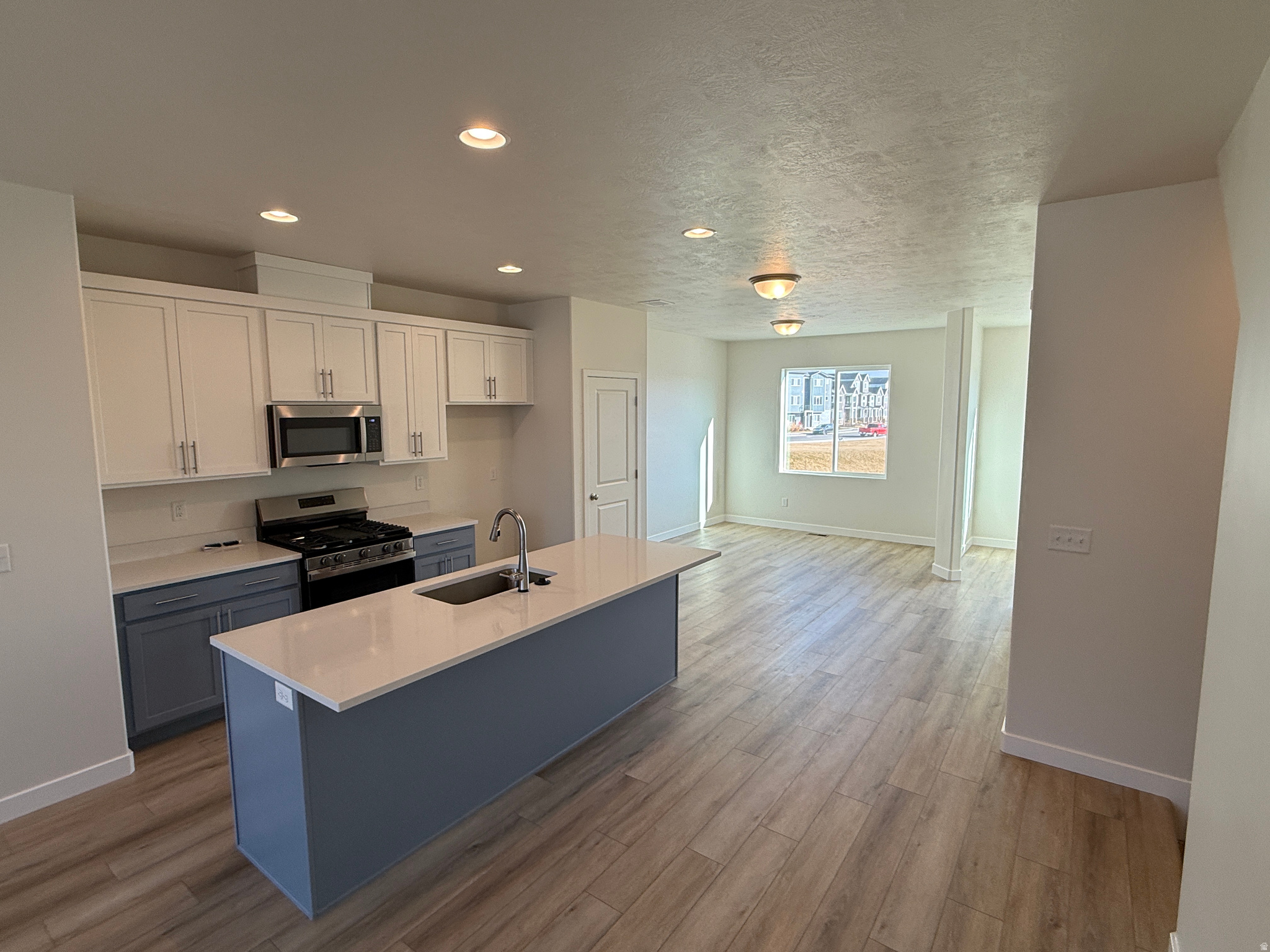 MEADOWBROOK - Residential