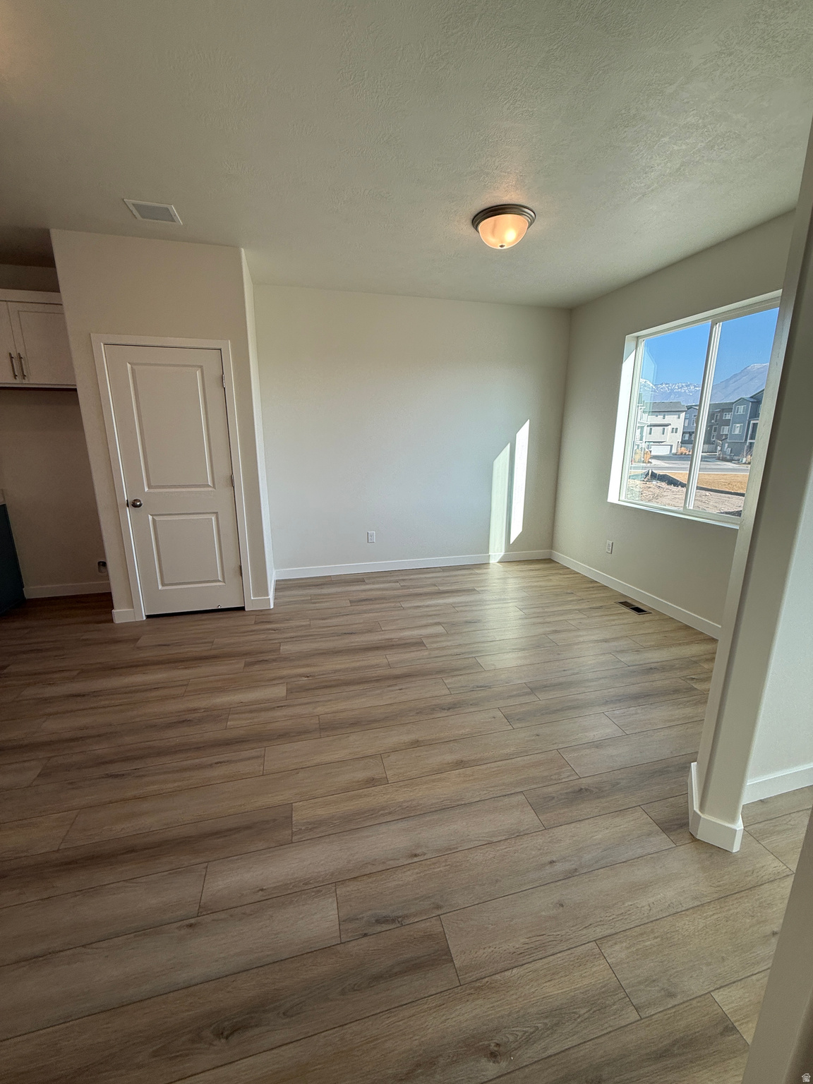 MEADOWBROOK - Residential