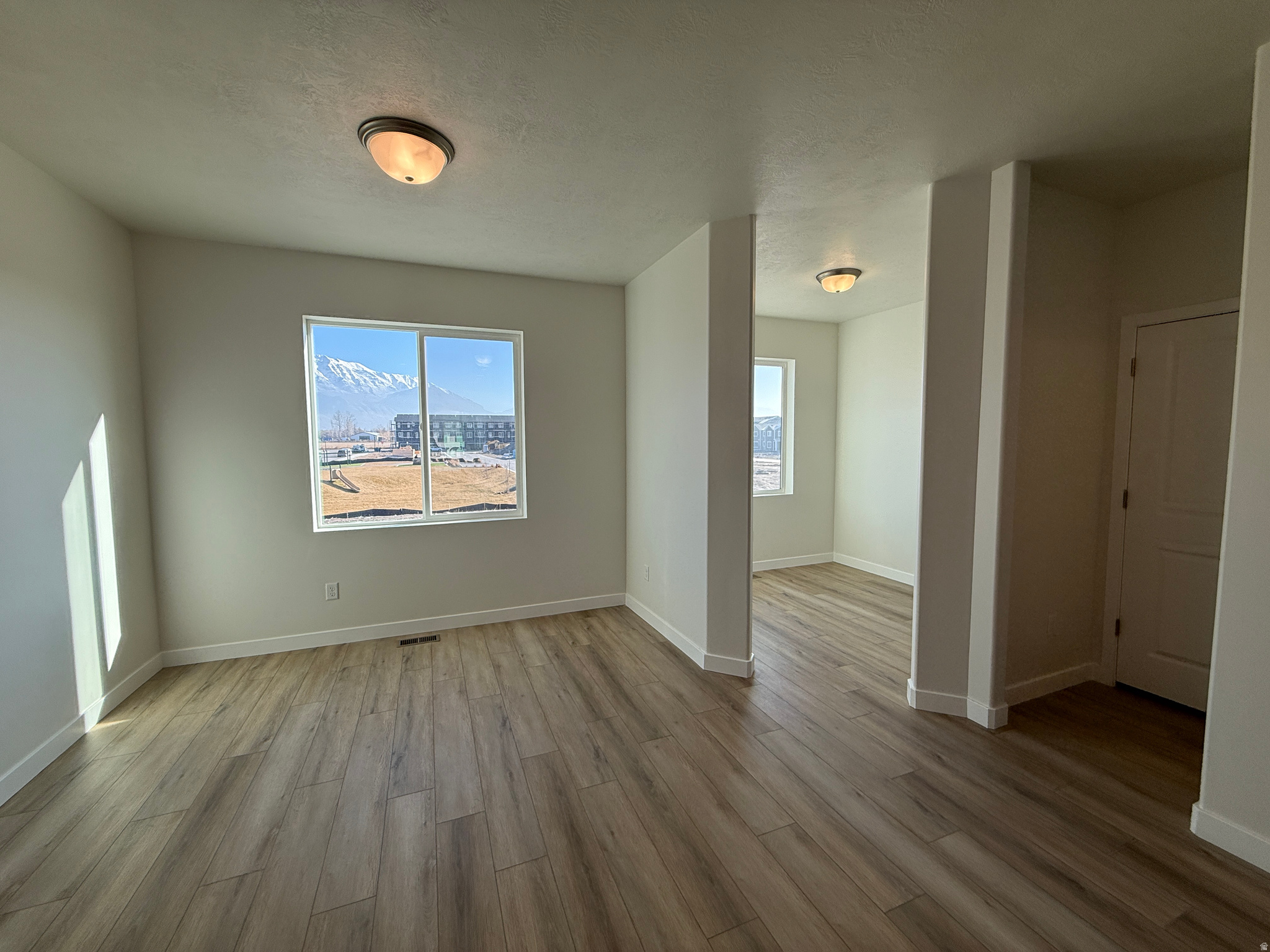 MEADOWBROOK - Residential