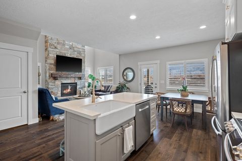 Tiny photo for 713 S 1803 W, Orem, UT 84059 (MLS # 2138672)