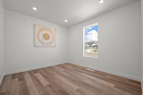 Tiny photo for 4896 S SNARR HAVEN CT W, Taylorsville, UT 84129 (MLS # 2171264)