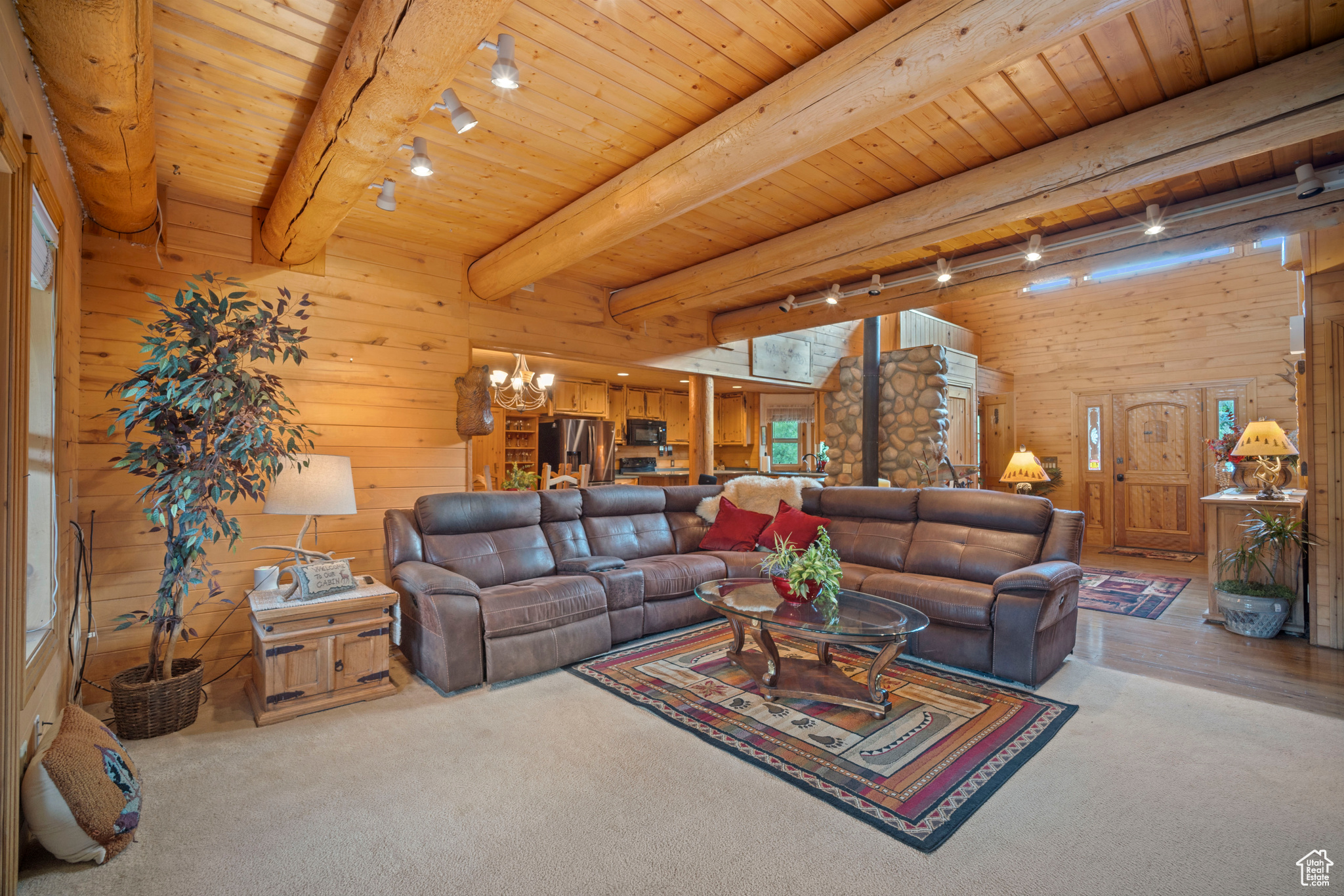 HIGH COUNTRY ESTATES - Residential