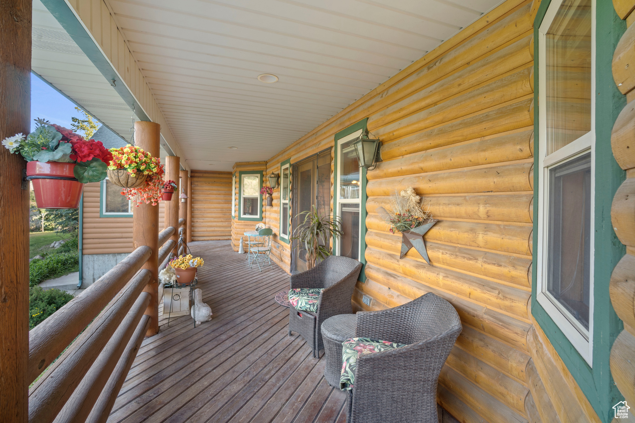 HIGH COUNTRY ESTATES - Residential