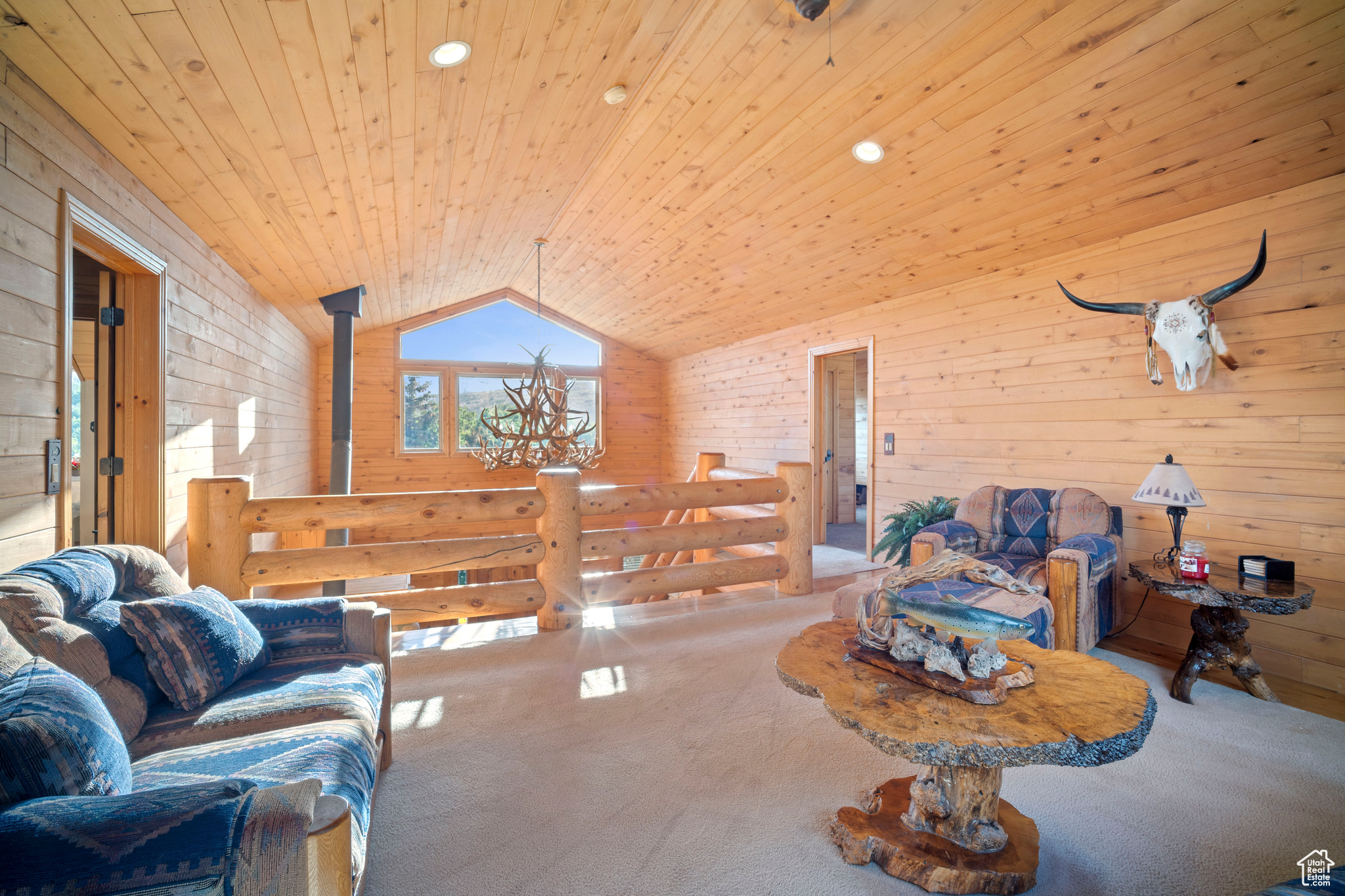 HIGH COUNTRY ESTATES - Residential