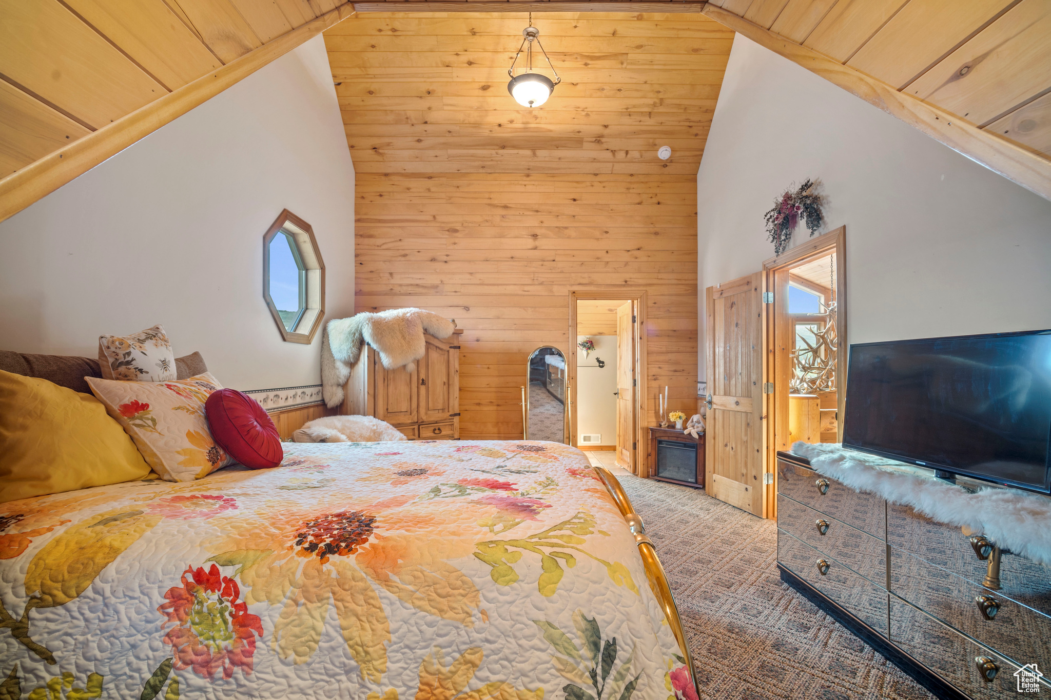 HIGH COUNTRY ESTATES - Residential