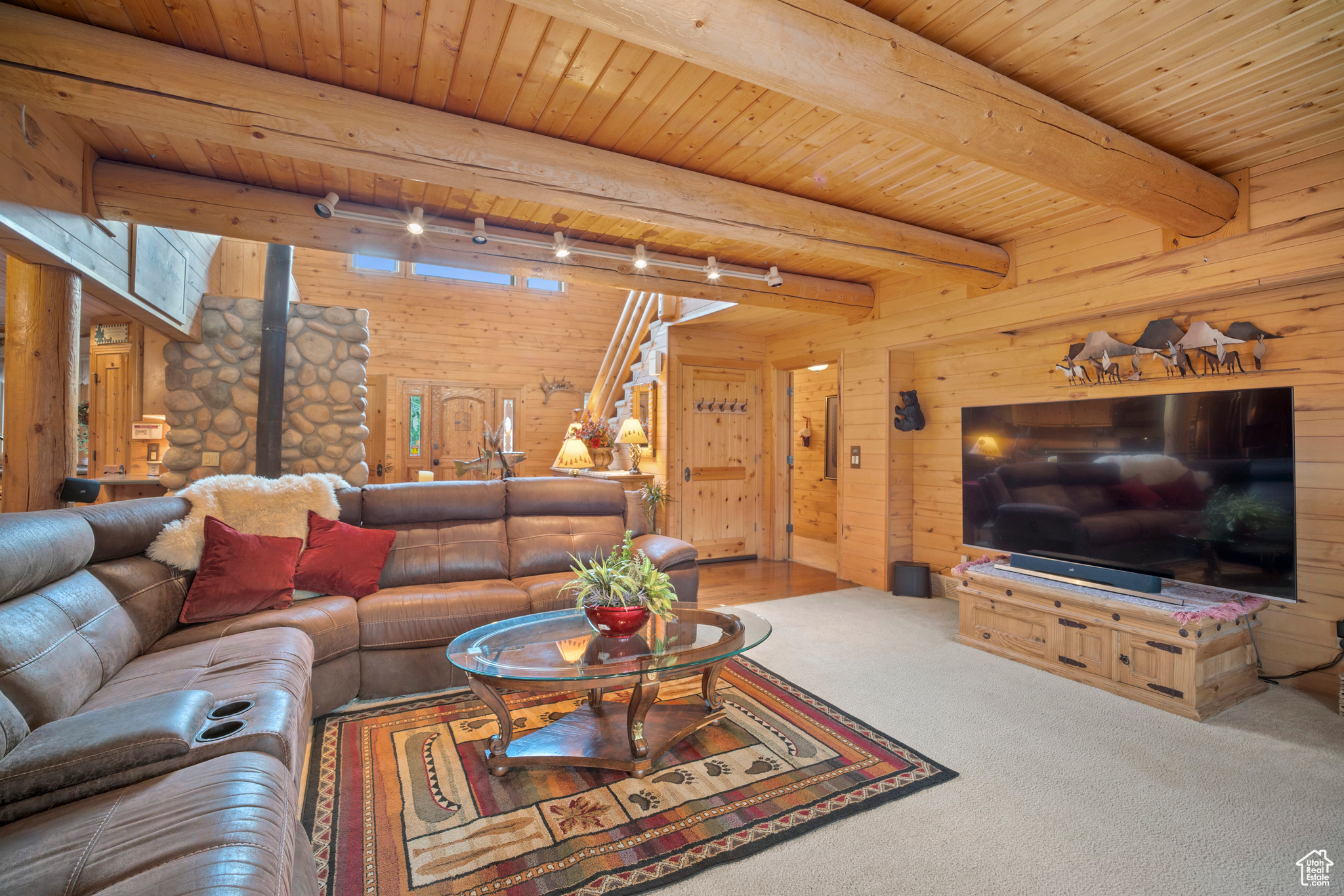 HIGH COUNTRY ESTATES - Residential