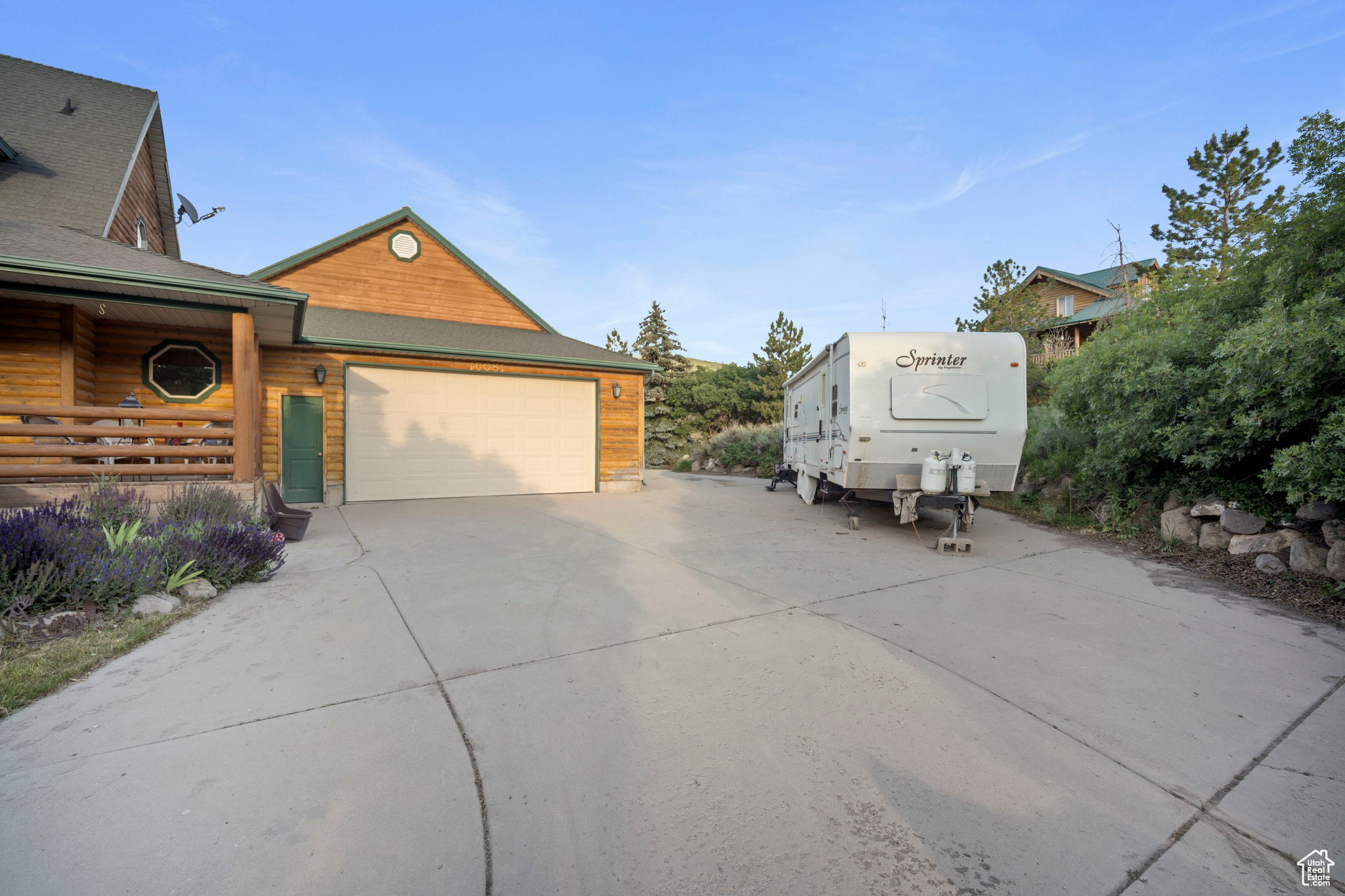 HIGH COUNTRY ESTATES - Residential